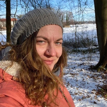 claudia_booklove's profile