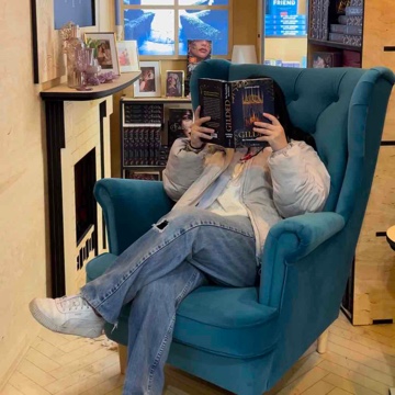 bellesbookworld's profile