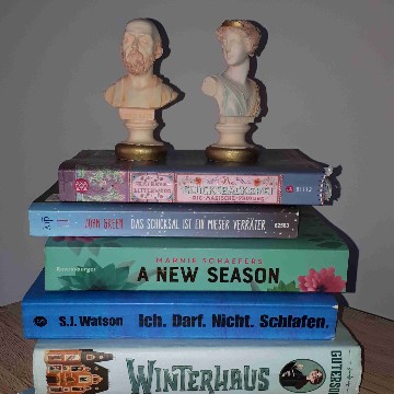 mimi_loves_books's profile