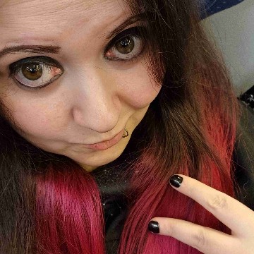 sarahbetweenbooks's profile