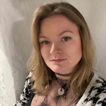 caroline90's profile