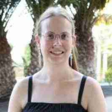 melly83_reads.books's profile