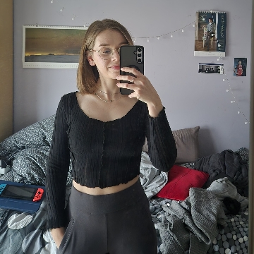 laura__c1999