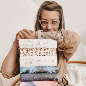 ni.and.her.books's profile