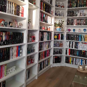 sunshineandbooks's profile