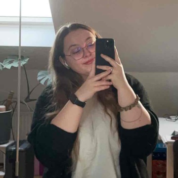 julia_tby's profile