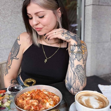 sarahshithappens's profile