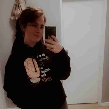 accentsofspades's profile