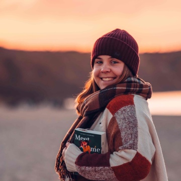 lenasbookshelves's profile