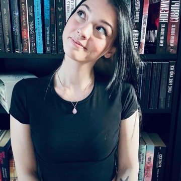 lainy.reads's profile
