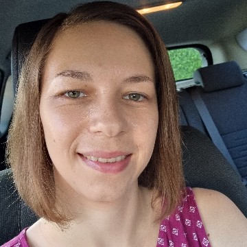 nadineslesecouch's profile