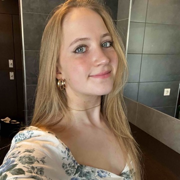 kira_isabell's profile