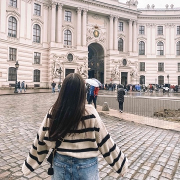 laraa_hfmnn's profile