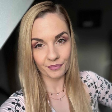 claire2403's profile