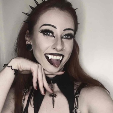 spitlilith's profile
