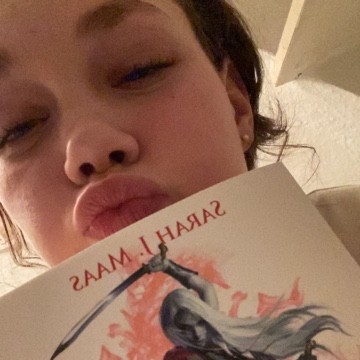 tari_reads's profile