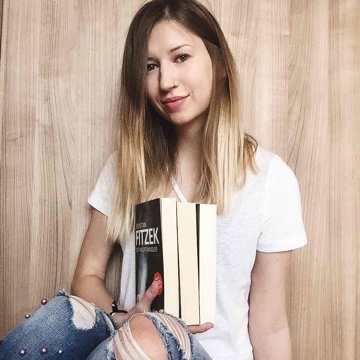 aboutmybooks_'s profile