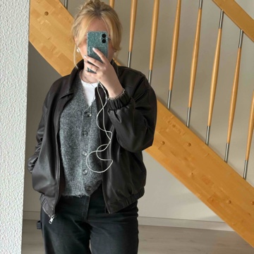 angi04reads's profile