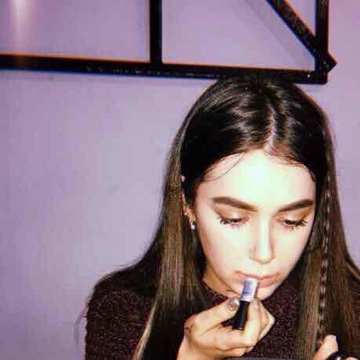 booksandcandles's profile