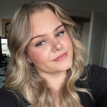 _eileen.txm_'s profile