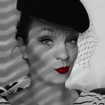 julybookish's profile
