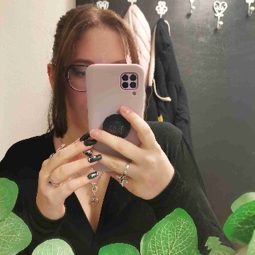 courtofbooklovers's profile
