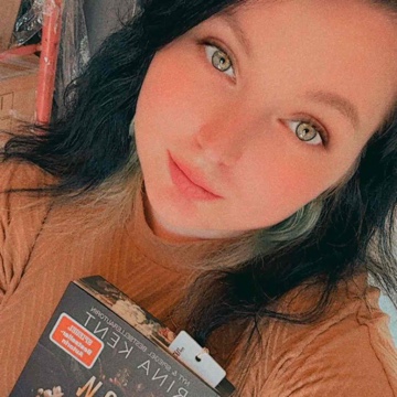 darkbooksandflowers's profile
