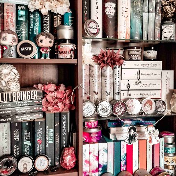 lines_books's profile