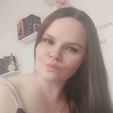 selinaaa_booktok's profile