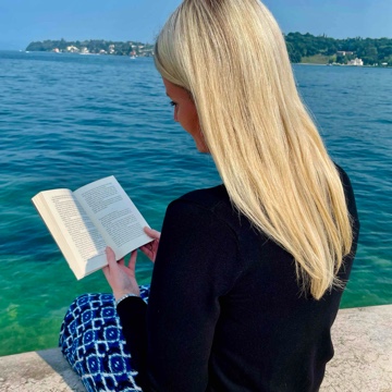 js_booklover's profile