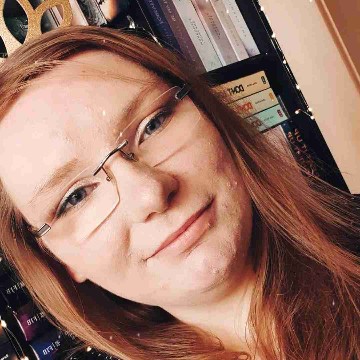 malis_buchmagie's profile