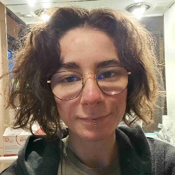 lena_thebookworm's profile