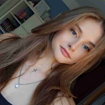 becca_'s profile