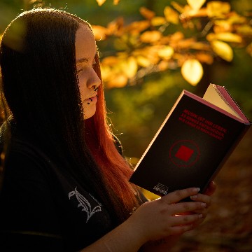 leaslifewithbooks's profile
