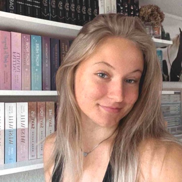anniboooks's profile