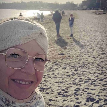 frau_ahrens_liest's profile