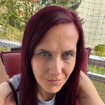 lydia121's profile