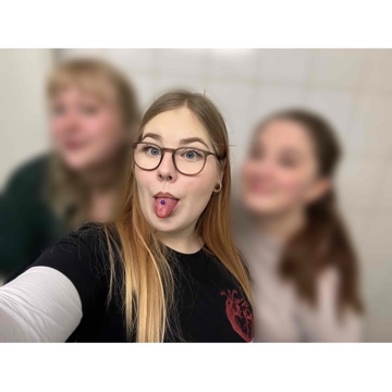 arachnxphxbie's profile