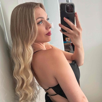 burcuoezr's profile