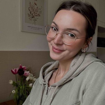 readwithjune's profile