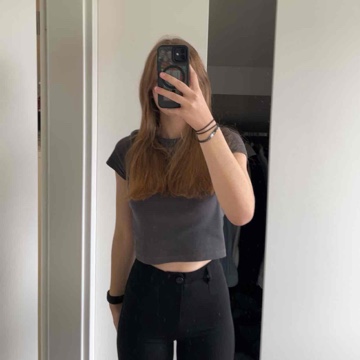 leni.nie's profile