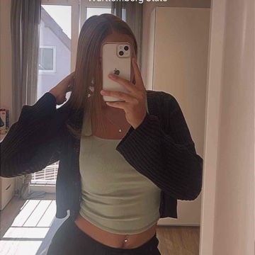 emmi_booktok07's profile